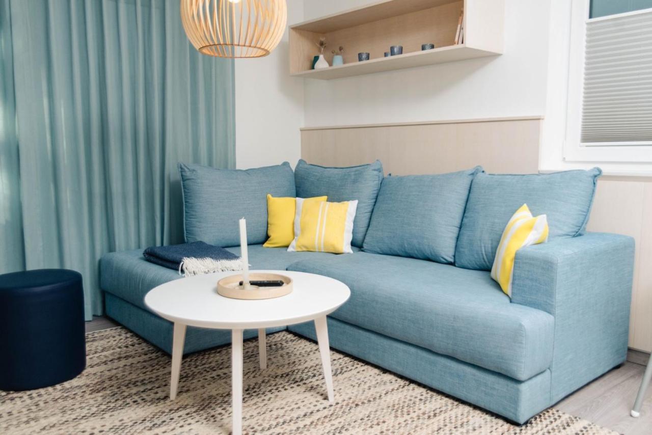 Kuesten Apartments Tannenhausen Аурих Екстериор снимка