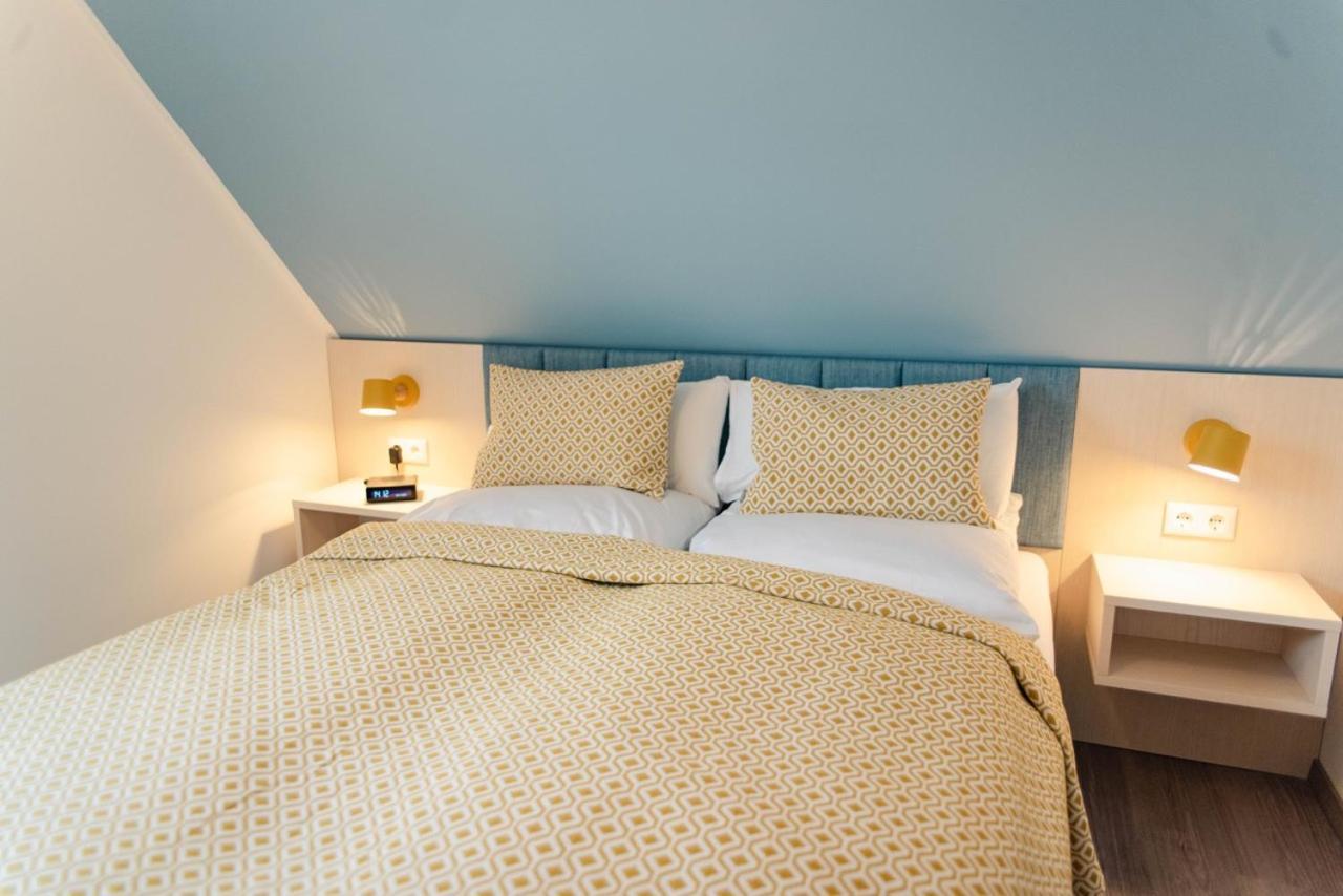 Kuesten Apartments Tannenhausen Аурих Екстериор снимка
